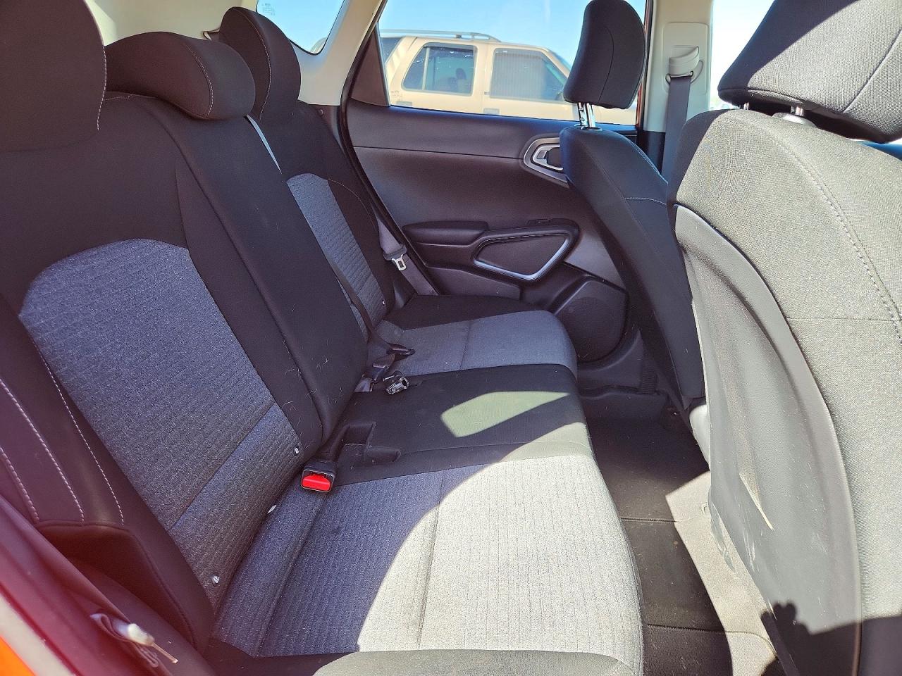 2021 KIA SOUL S photo 21