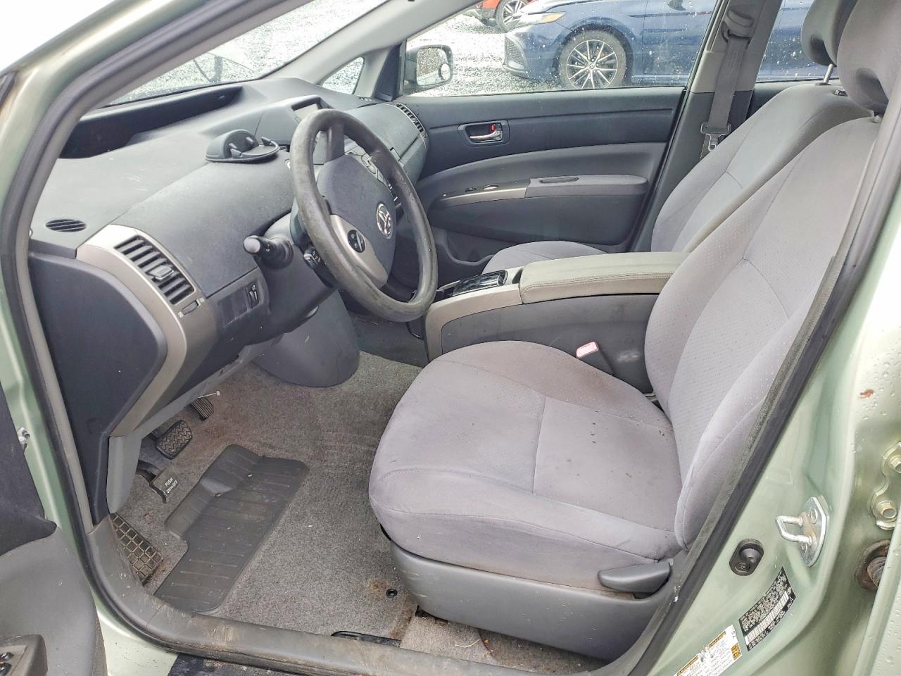 2007 TOYOTA PRIUS BASE photo 7
