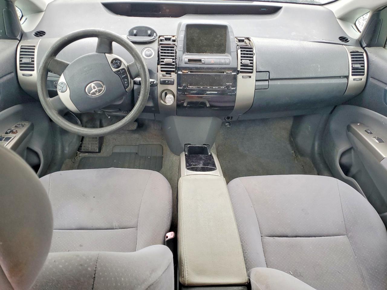 2007 TOYOTA PRIUS BASE photo 8