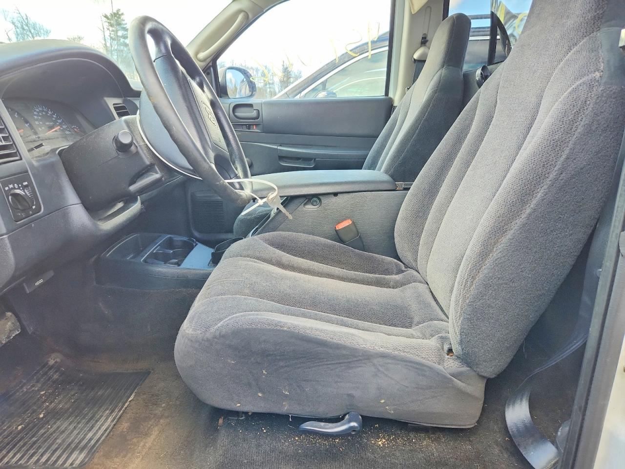 2003 DODGE DAKOTA SXT photo 19