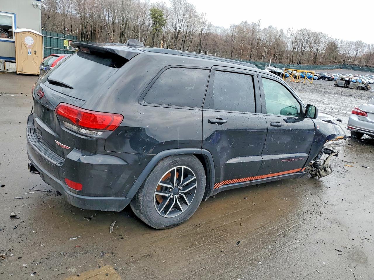 2020 JEEP GRAND CHEROKEE TRAILHAWK photo 3