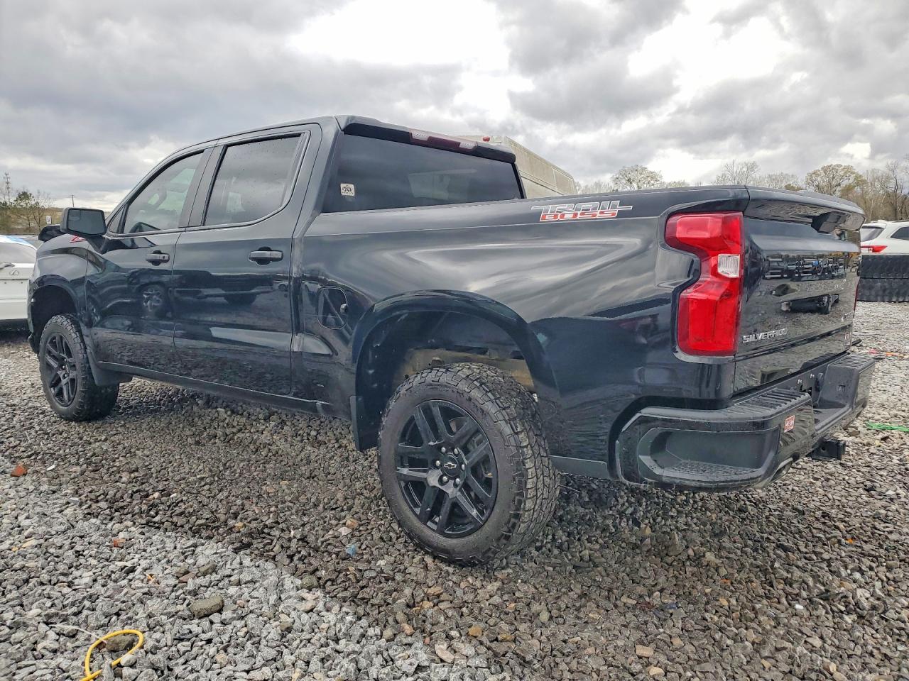 2021 CHEVROLET SILVERADO K1500 TRAIL BOSS CUSTOM photo 2