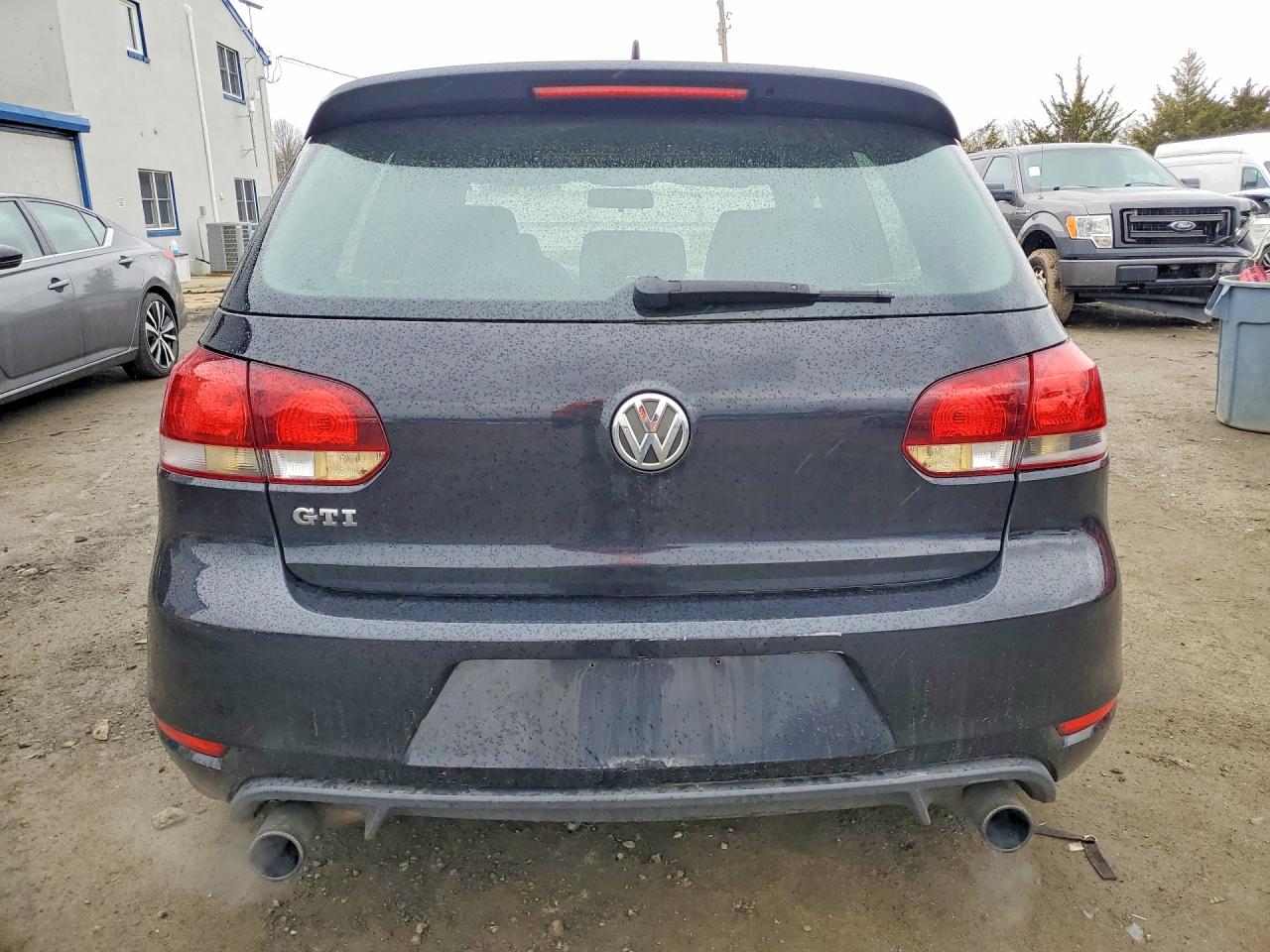 2013 VOLKSWAGEN GTI photo 11