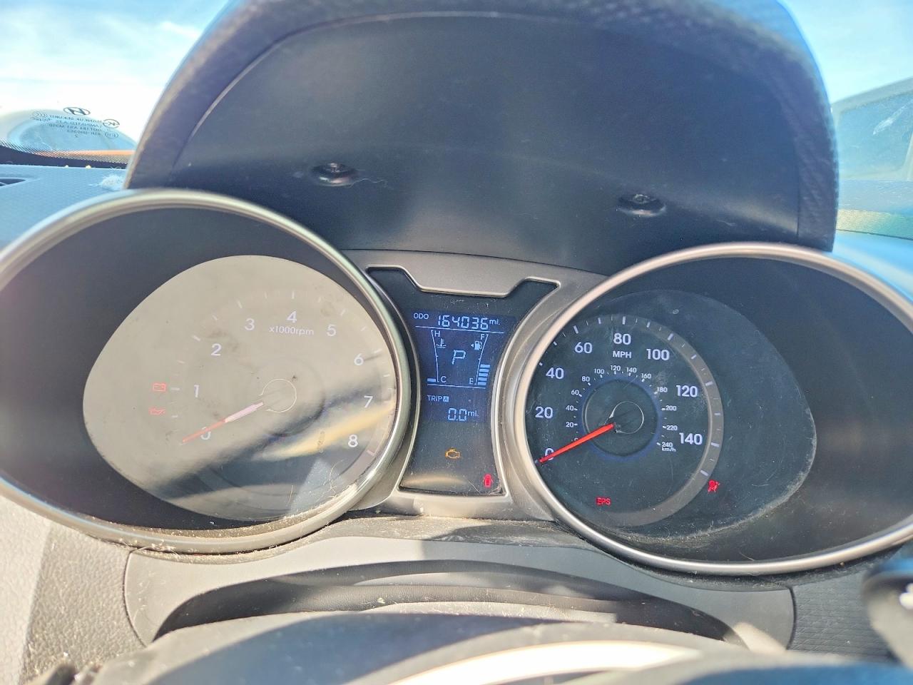 2013 HYUNDAI VELOSTER BASE photo 9