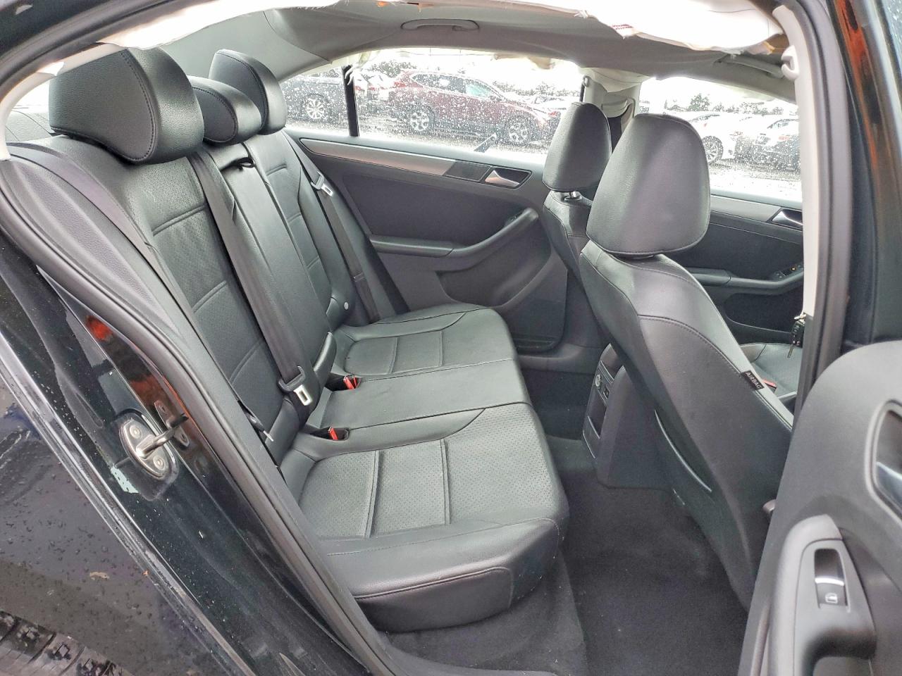 2013 VOLKSWAGEN JETTA TDI photo 28
