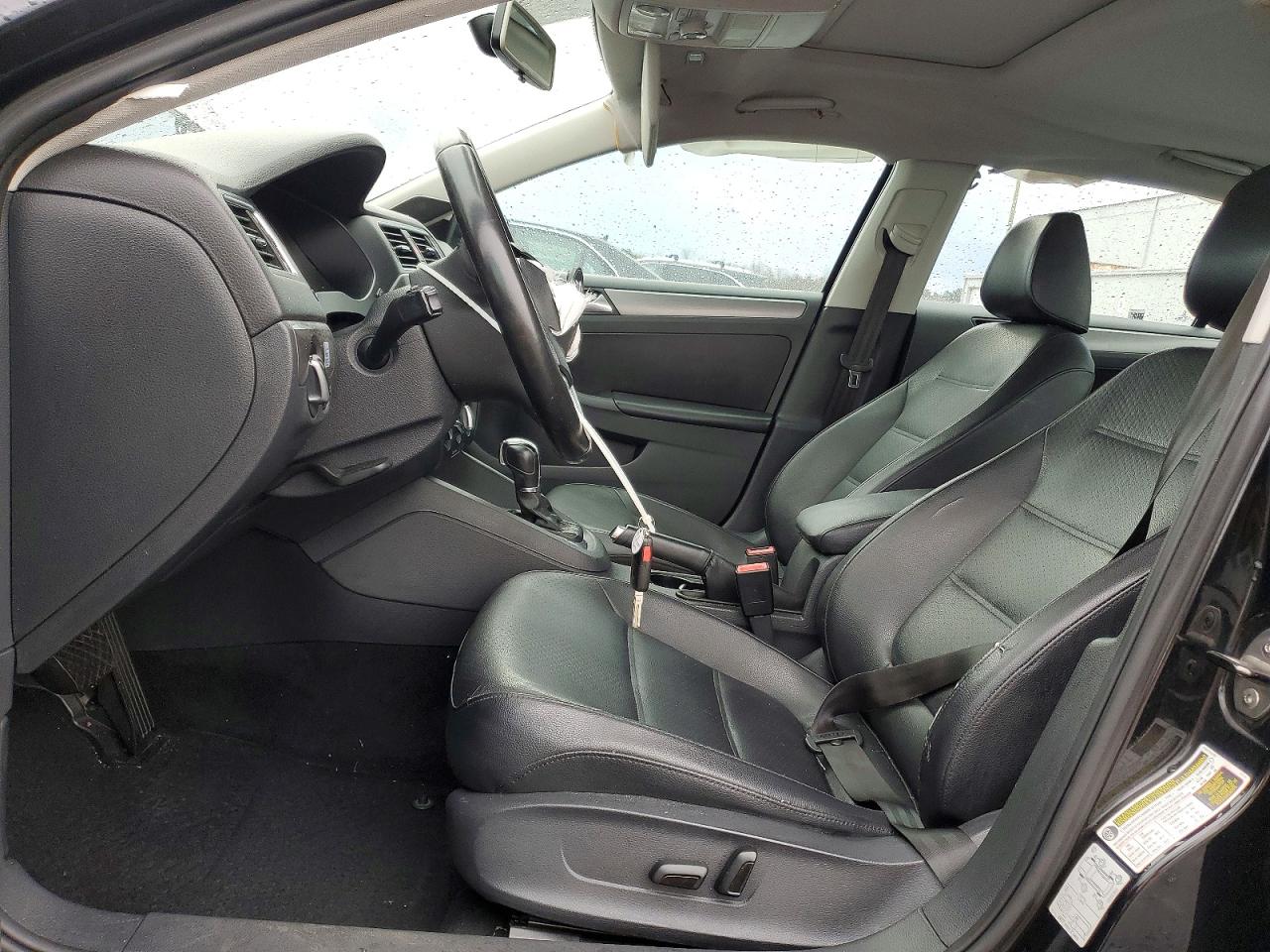 2013 VOLKSWAGEN JETTA TDI photo 19
