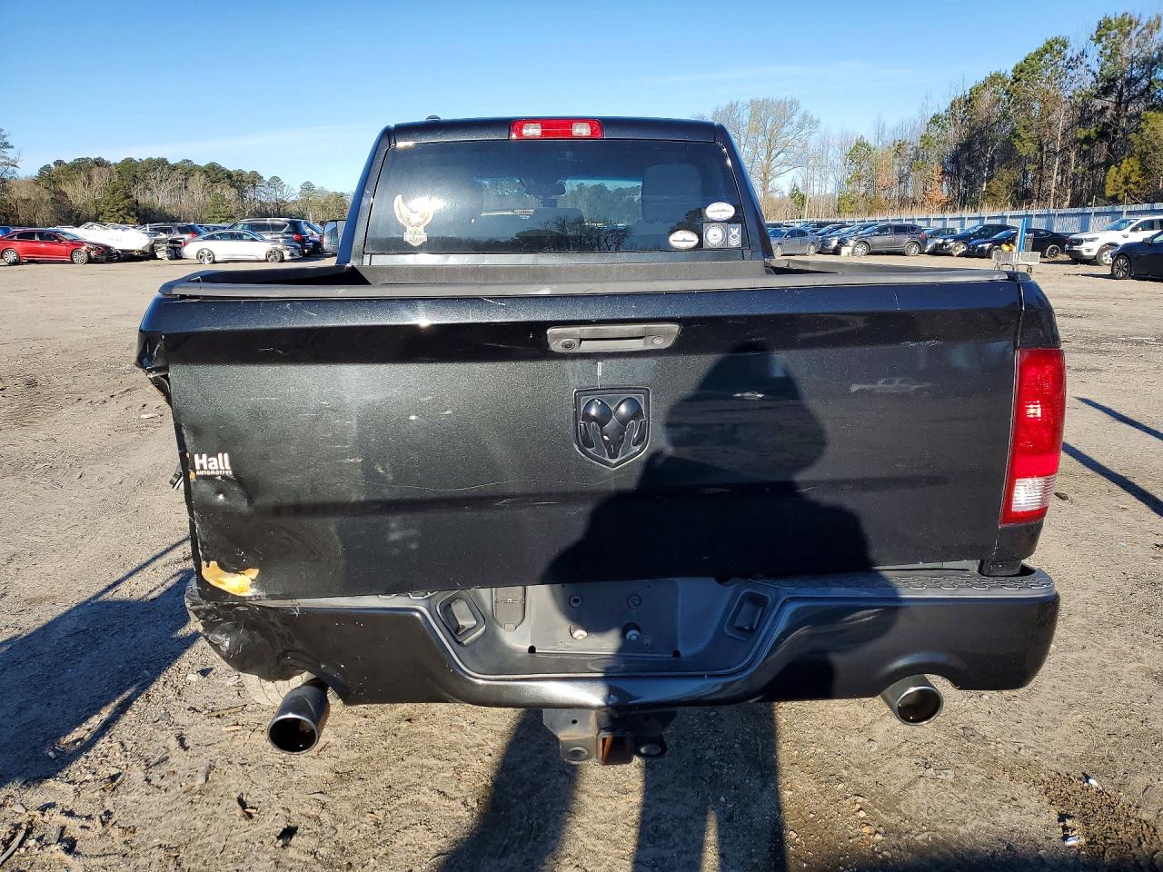 2017 RAM 1500 ST photo 6