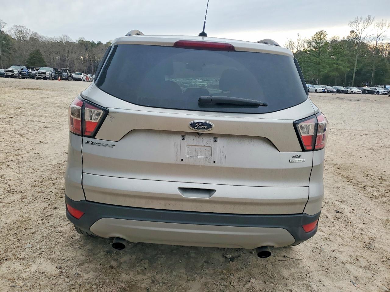 2017 FORD ESCAPE SE photo 6