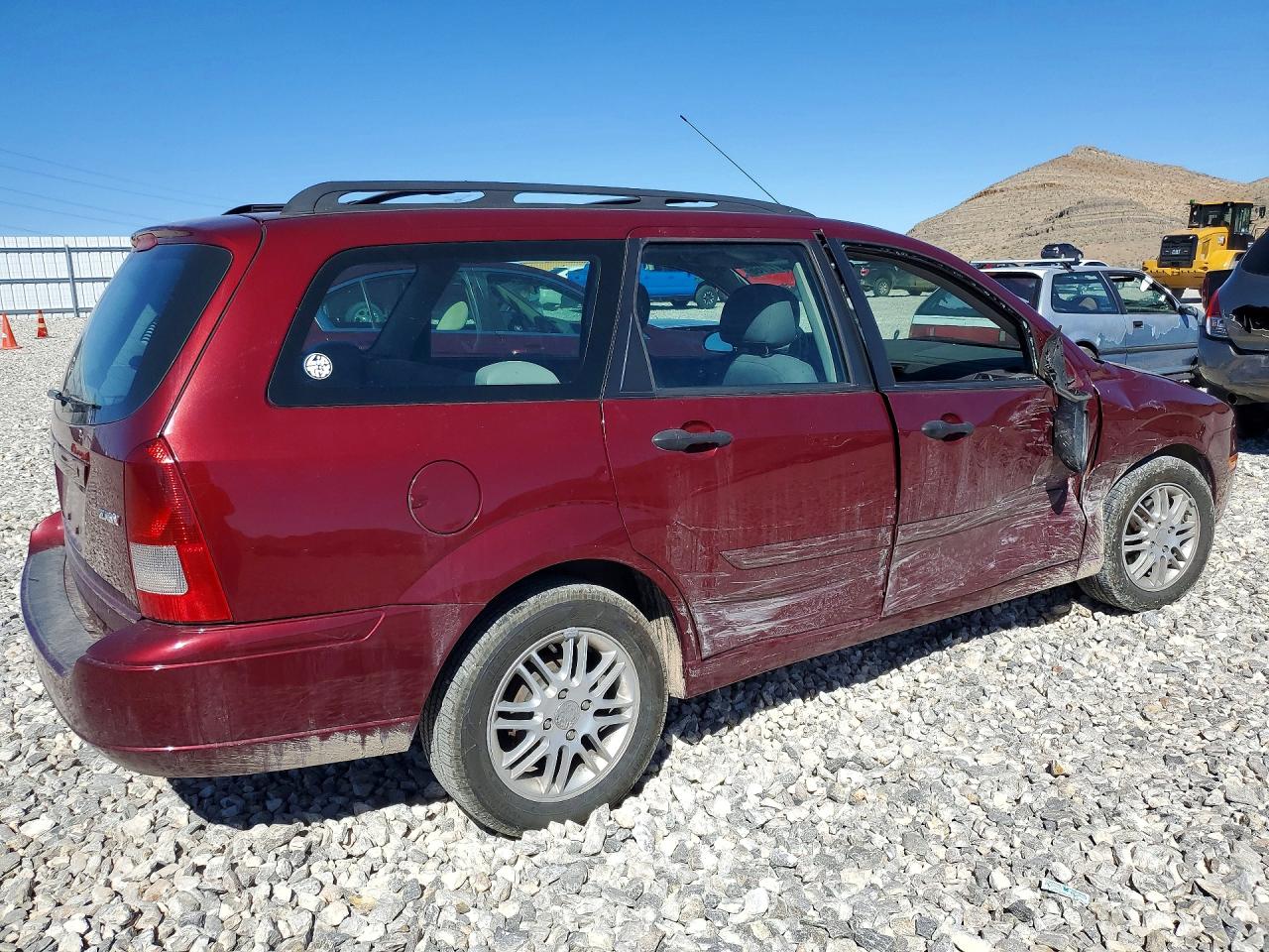 2006 FORD FOCUS ZXW photo 3
