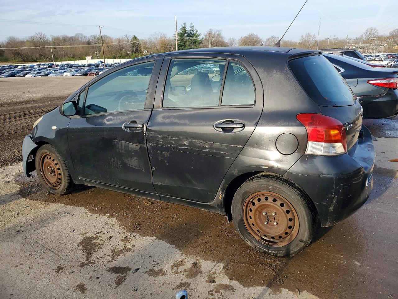 2009 TOYOTA YARIS BASE photo 3