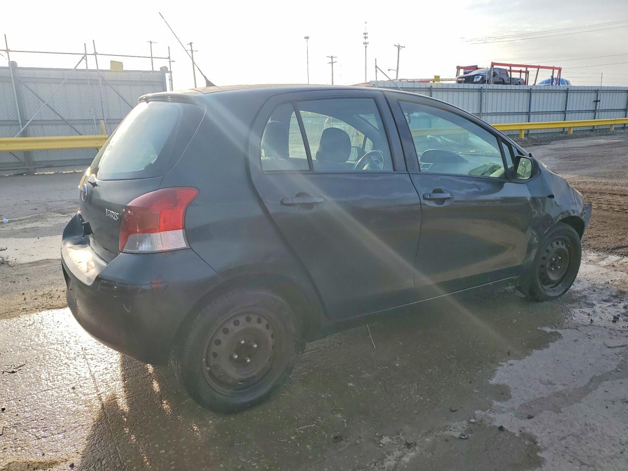 2009 TOYOTA YARIS BASE photo 5