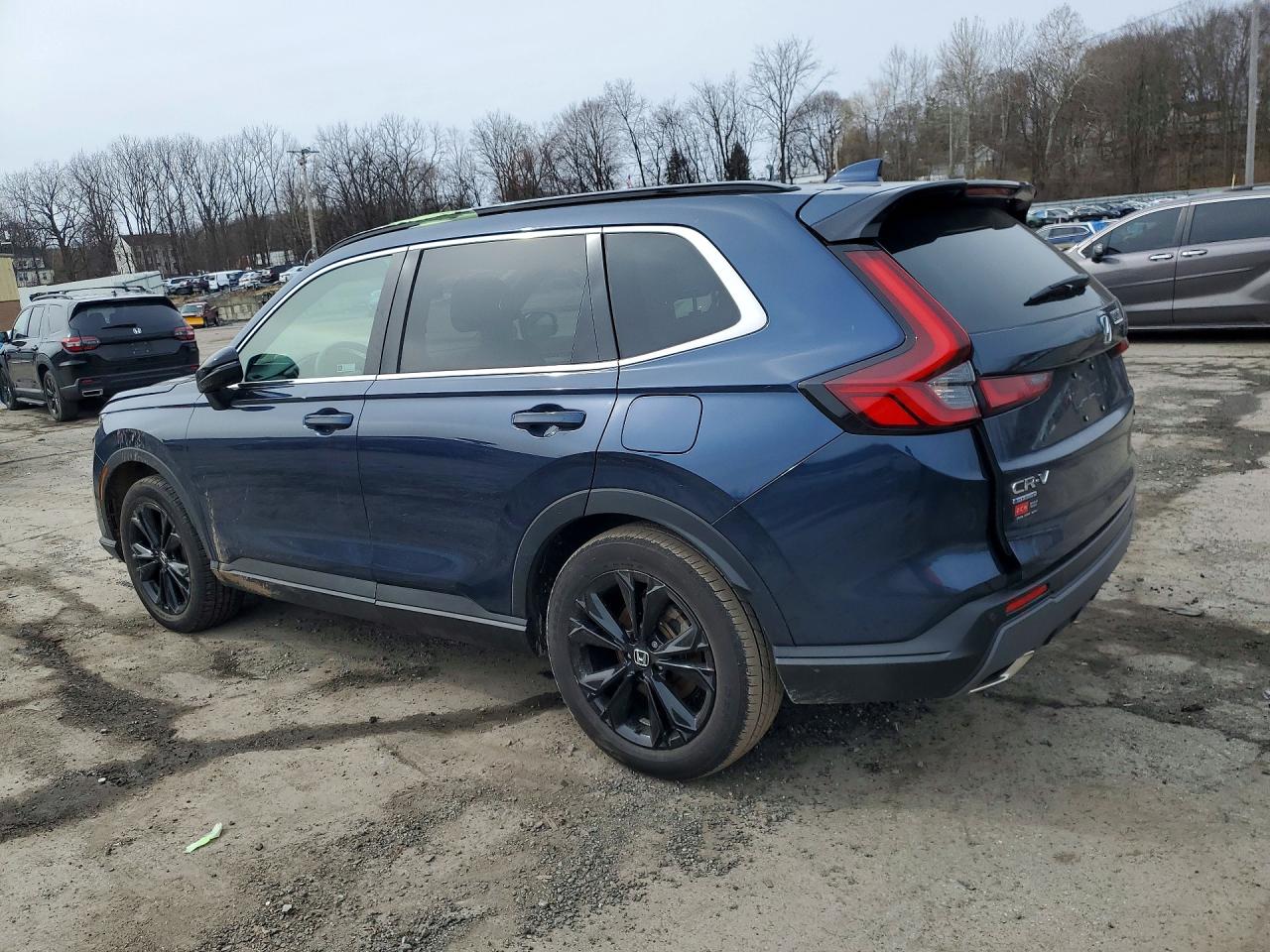 2025 HONDA CR-V SPORT TOURING photo 3
