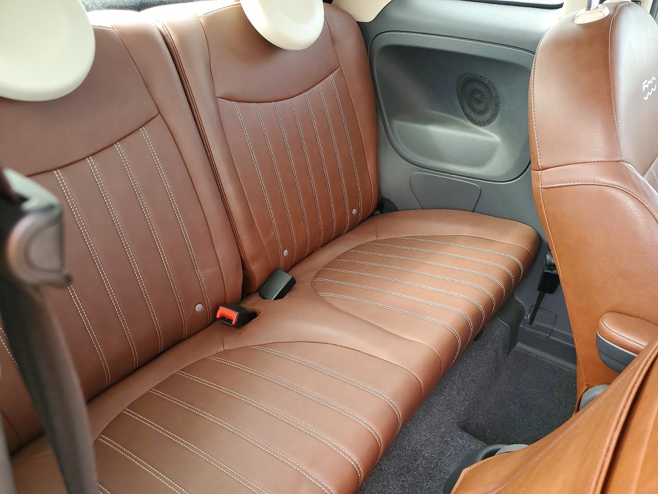 2015 FIAT 500 LOUNGE photo 11
