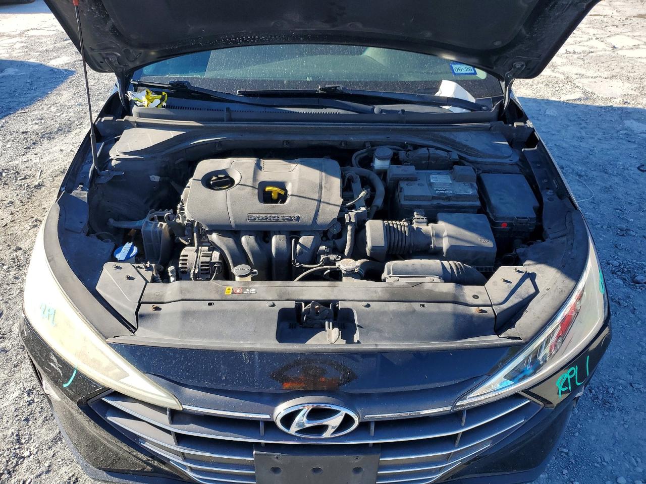 2020 HYUNDAI ELANTRA SEL photo 11
