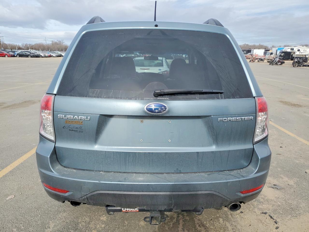 2009 SUBARU FORESTER photo 11