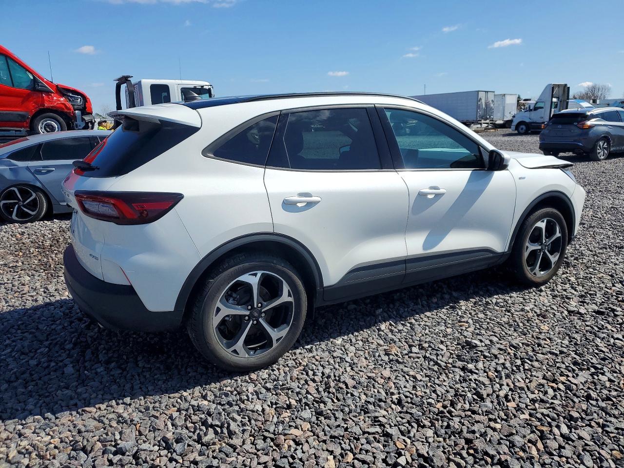2025 FORD ESCAPE ST LINE SELECT photo 7