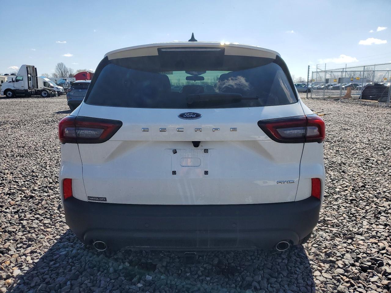 2025 FORD ESCAPE ST LINE SELECT photo 16