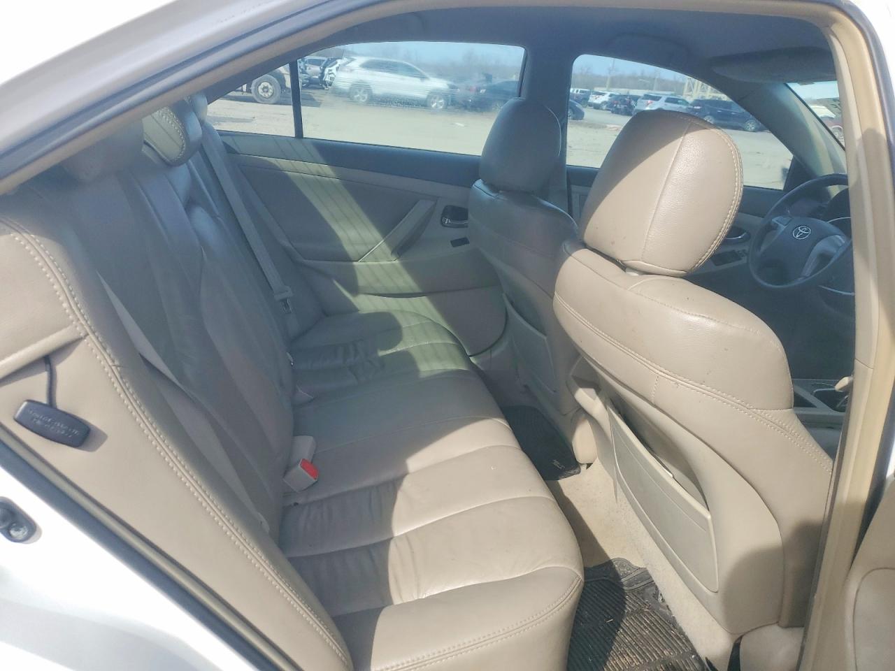 2009 TOYOTA CAMRY LE photo 10