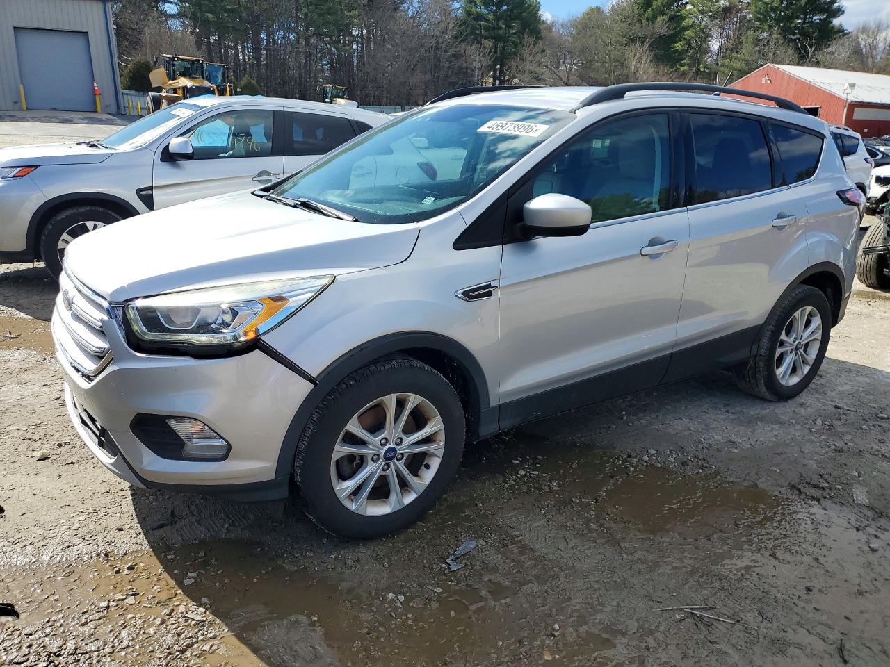 2018 FORD ESCAPE SEL photo 2