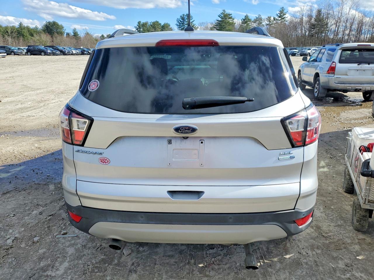 2018 FORD ESCAPE SEL photo 11