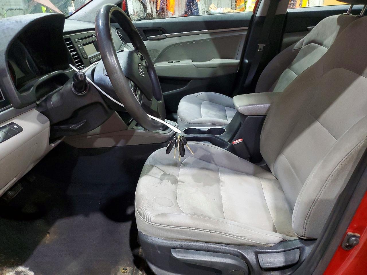 2017 HYUNDAI ELANTRA SE photo 13