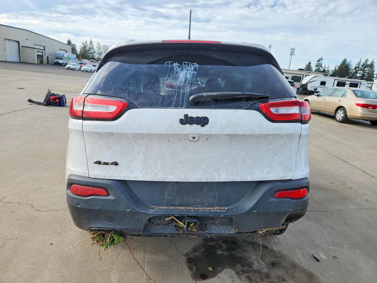 2015 JEEP CHEROKEE LATITUDE photo 11