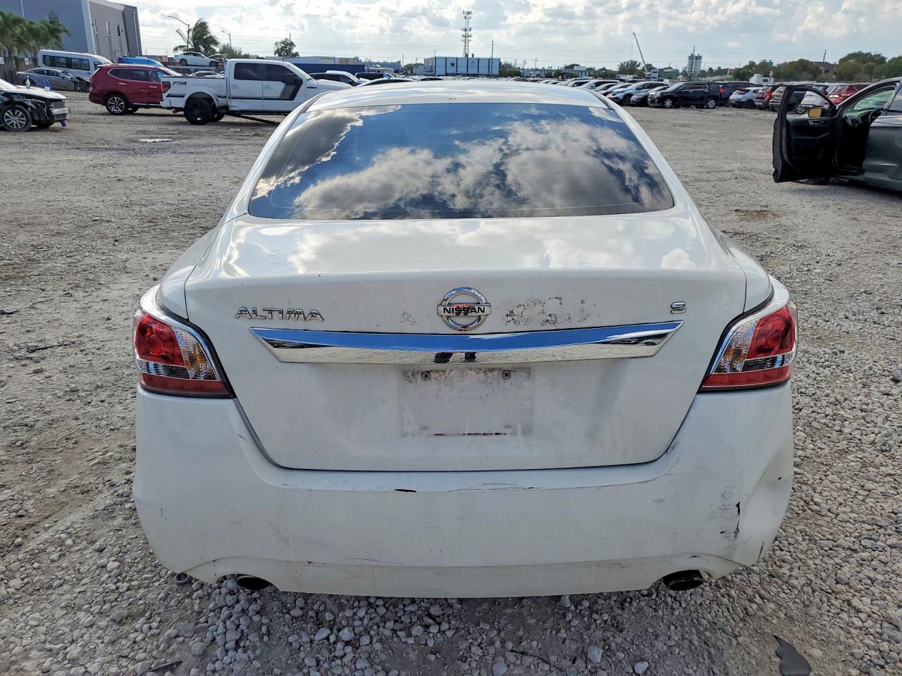 2015 NISSAN ALTIMA 2.5 S photo 11