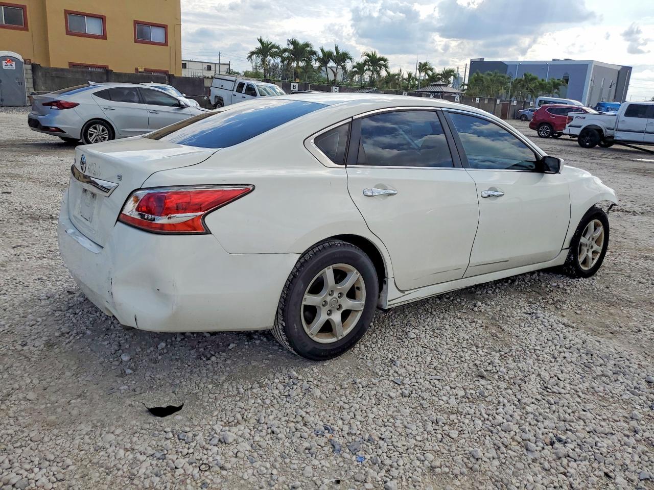 2015 NISSAN ALTIMA 2.5 S photo 5