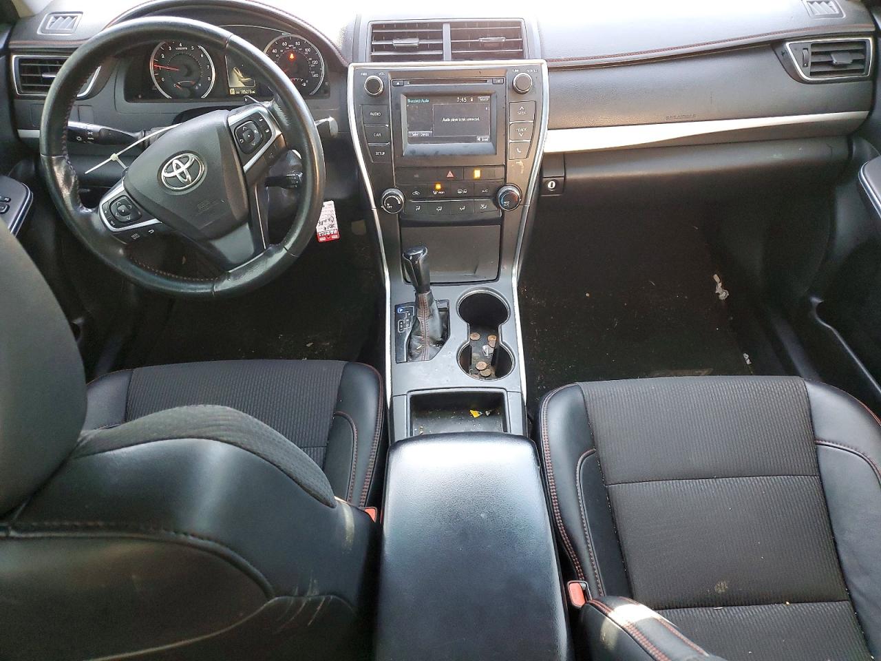 2016 TOYOTA CAMRY LE photo 15