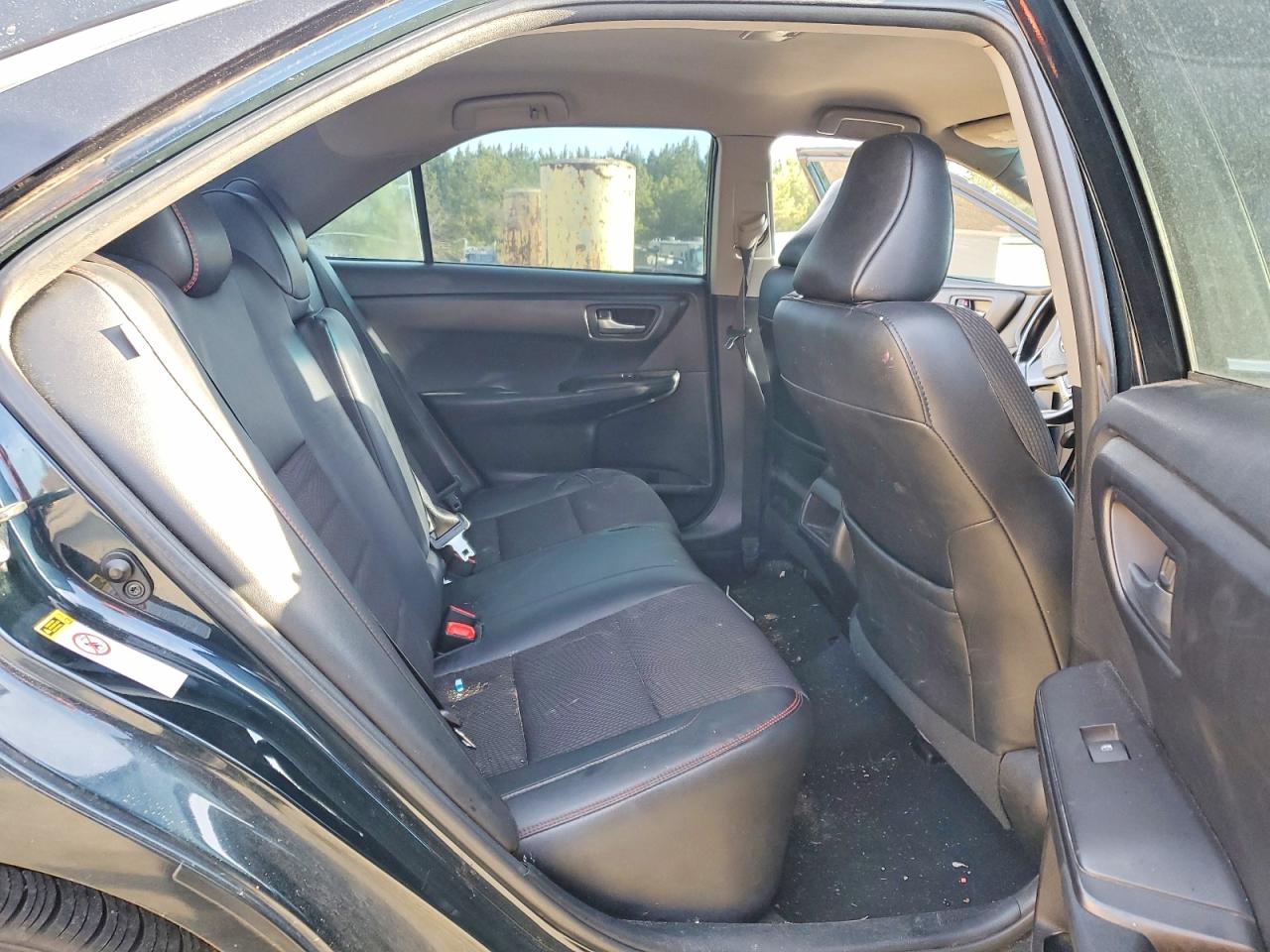 2016 TOYOTA CAMRY LE photo 19