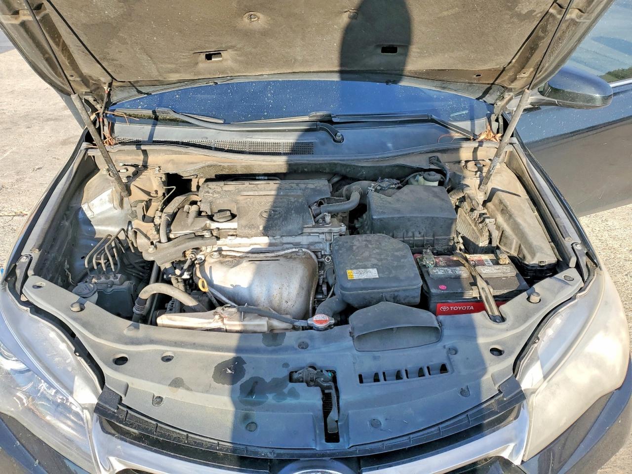 2016 TOYOTA CAMRY LE photo 21