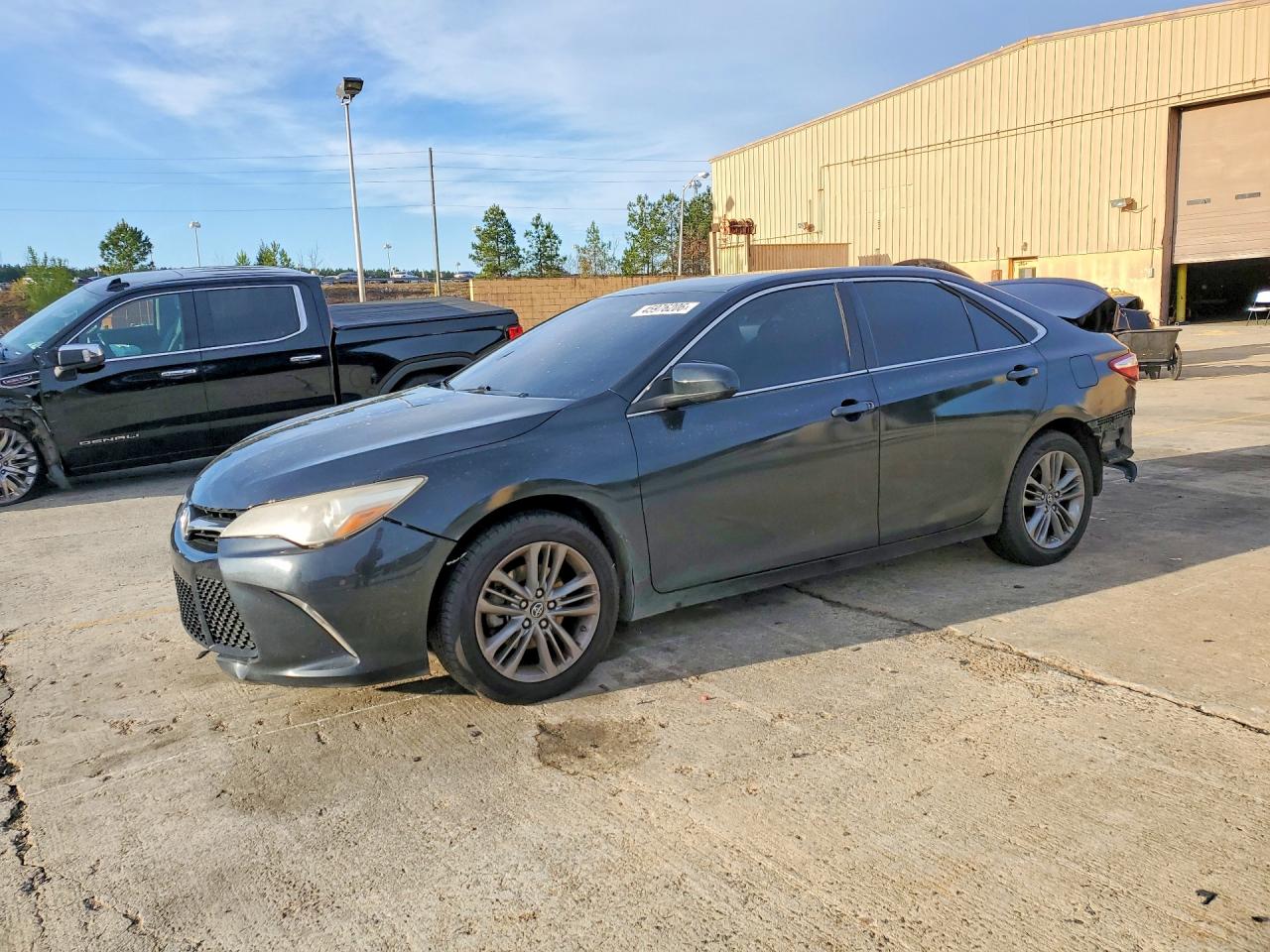 2016 TOYOTA CAMRY