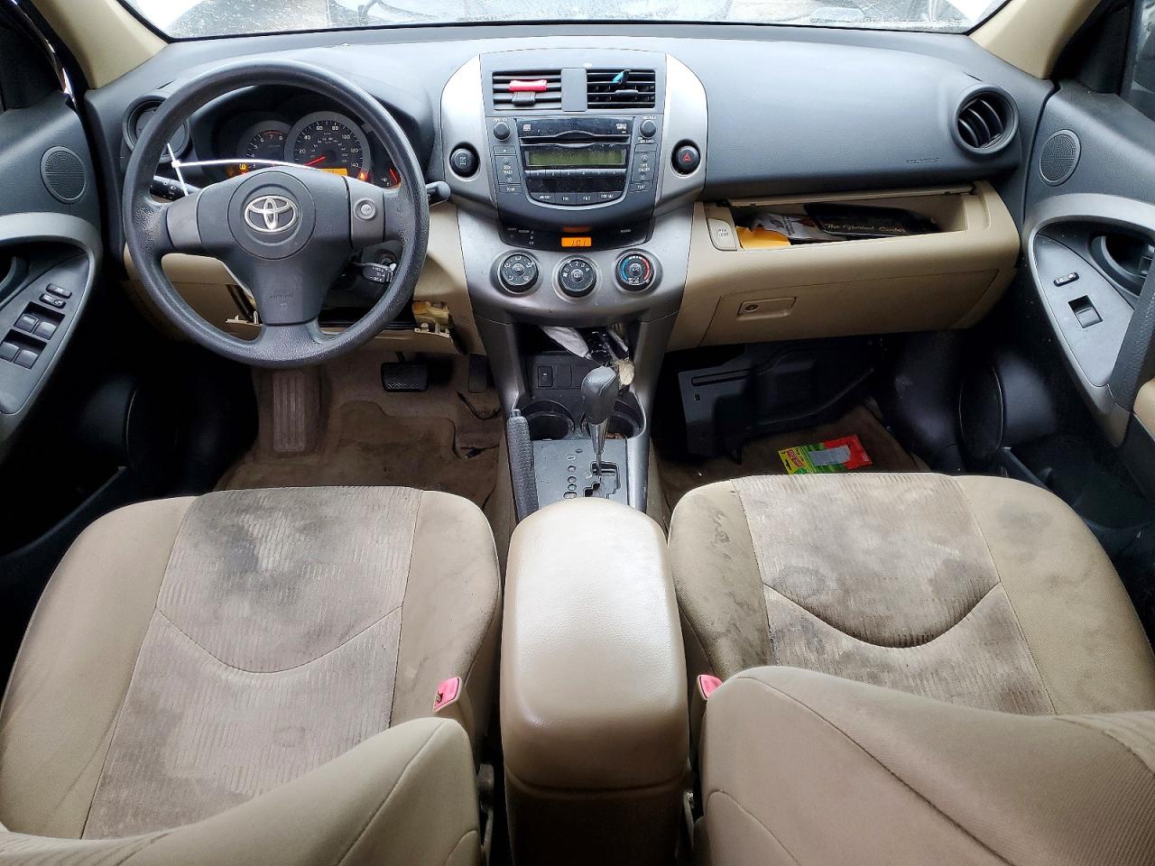 2011 TOYOTA RAV4 BASE photo 8