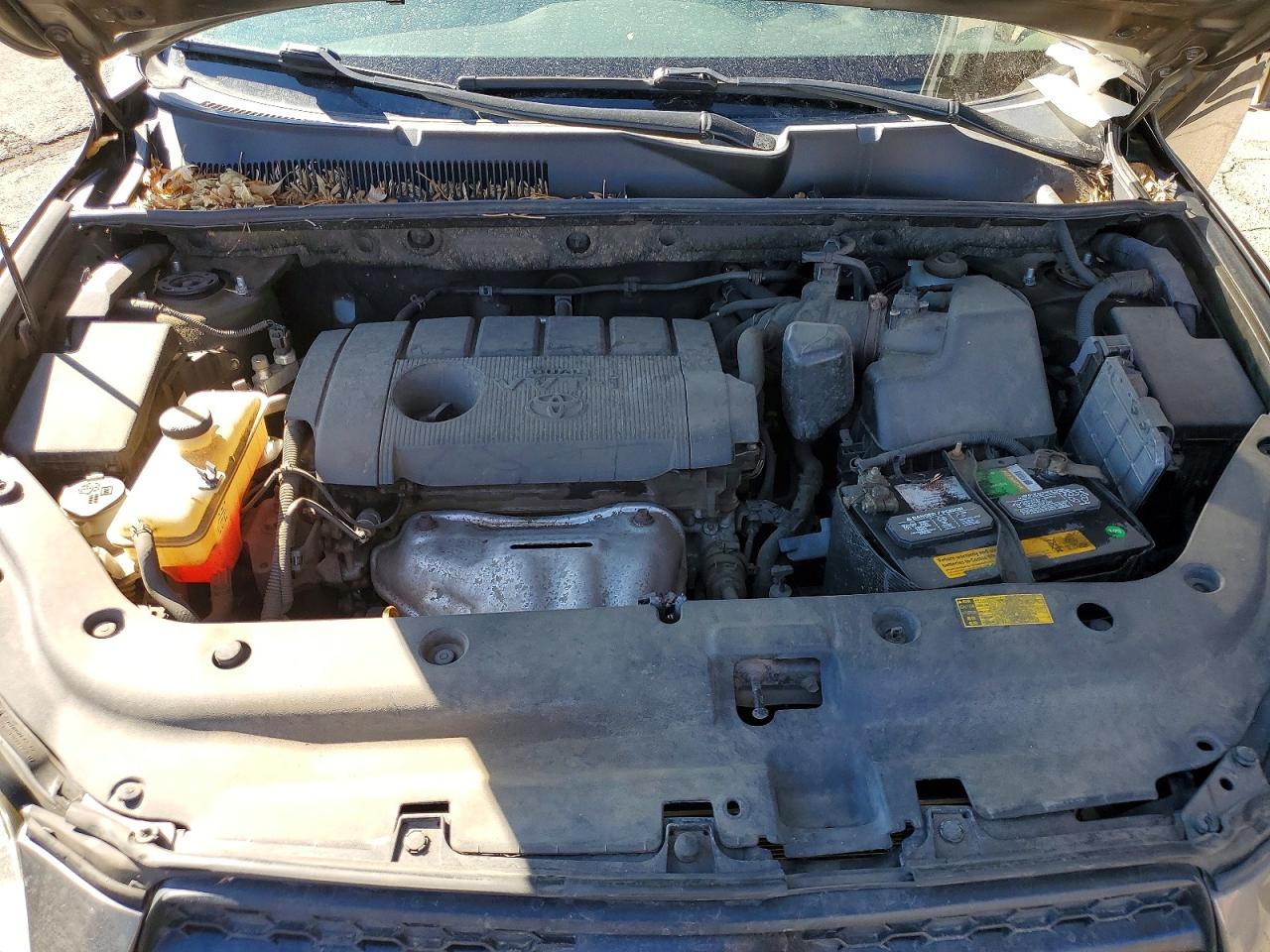 2011 TOYOTA RAV4 BASE photo 12