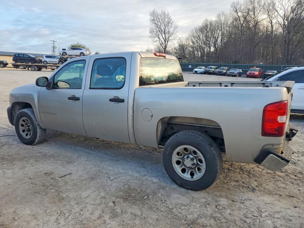 2007 CHEVROLET SILVERADO C1500 CREW CAB photo 3