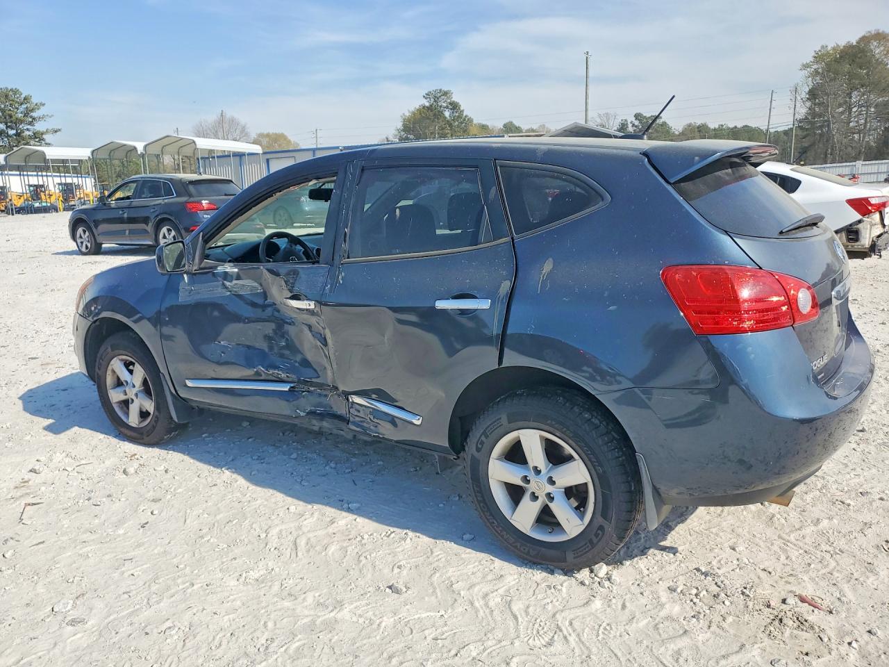 2013 NISSAN ROGUE S photo 2