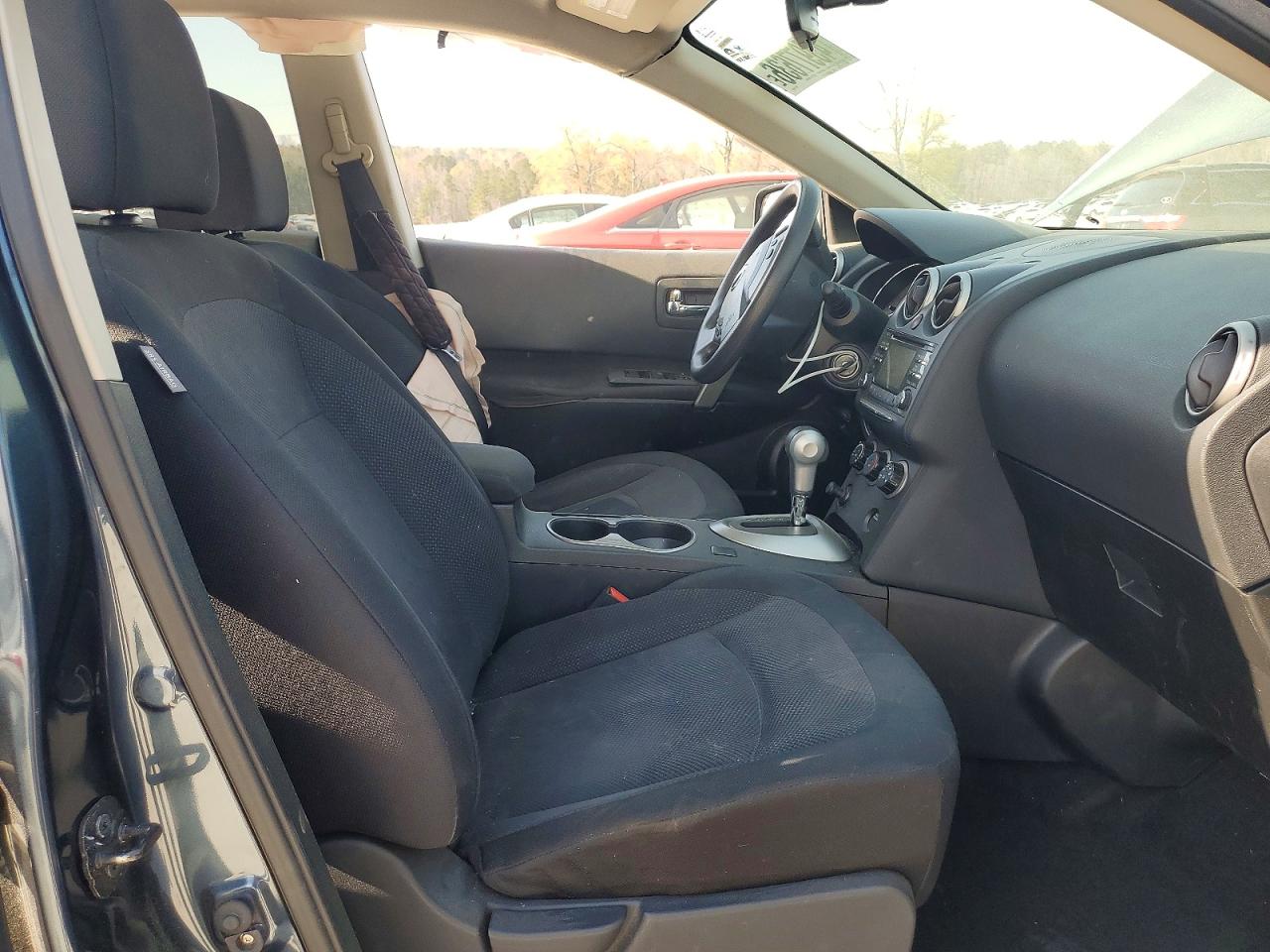 2013 NISSAN ROGUE S photo 7