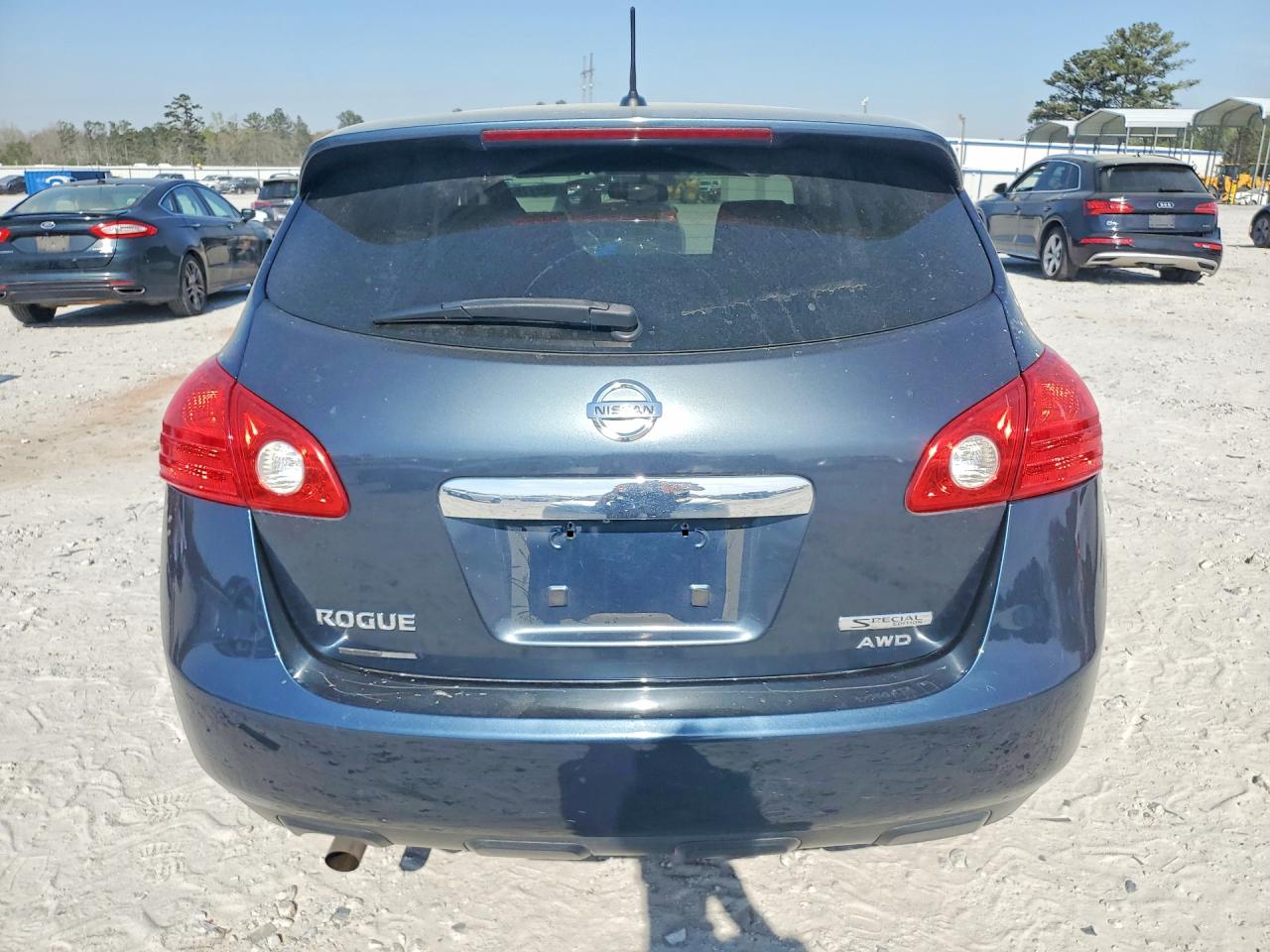 2013 NISSAN ROGUE S photo 6