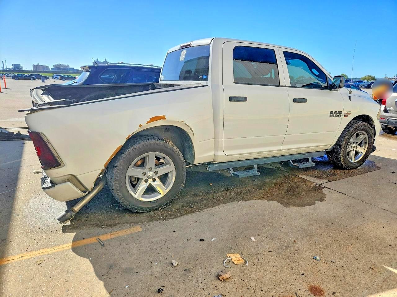 2015 RAM 1500 ST photo 3