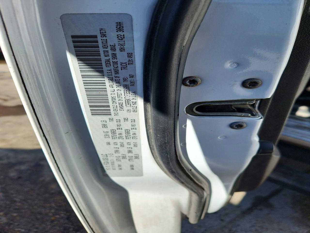 2015 RAM 1500 ST photo 12