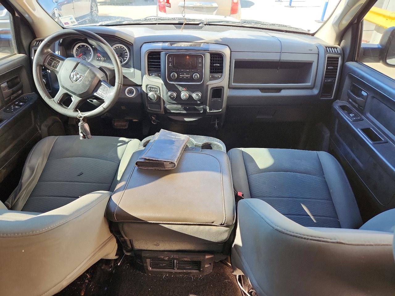 2015 RAM 1500 ST photo 8