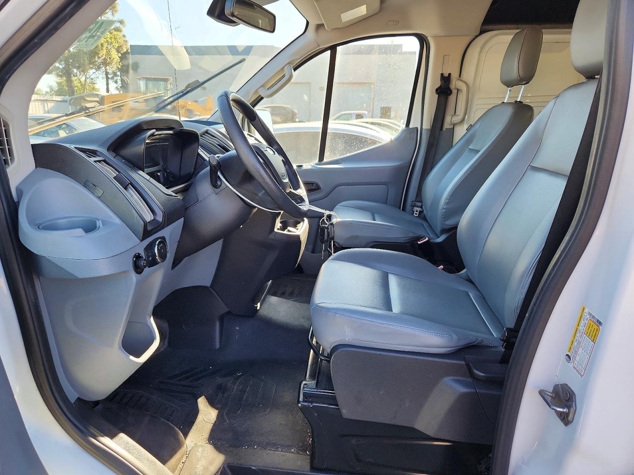 2017 FORD TRANSIT 150 DELIVERY VAN photo 19