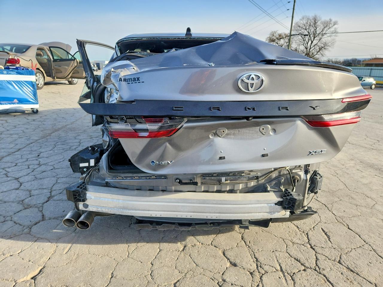 2025 TOYOTA CAMRY XSE photo 6