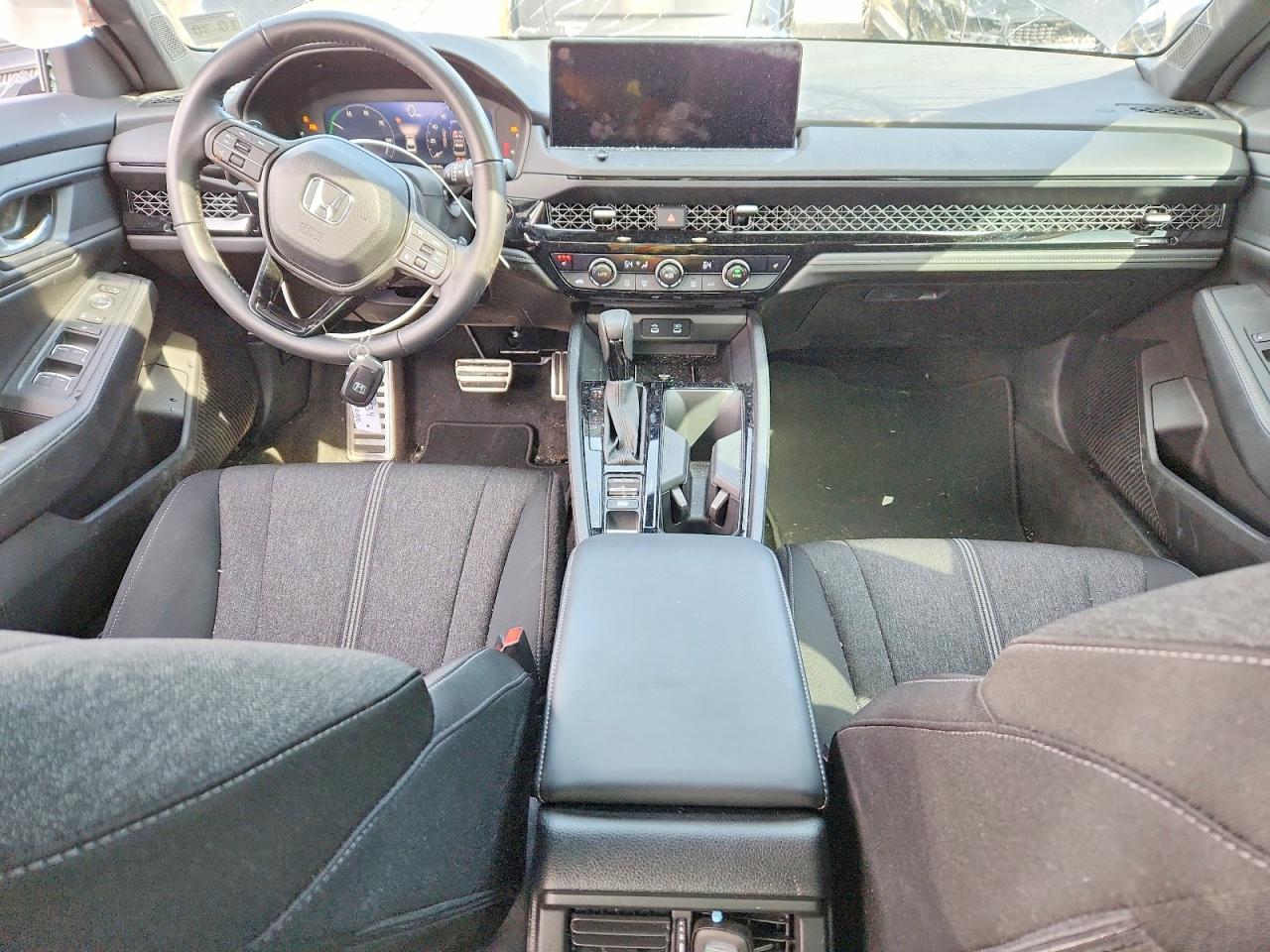 2025 HONDA ACCORD HYBRID SPORT photo 15