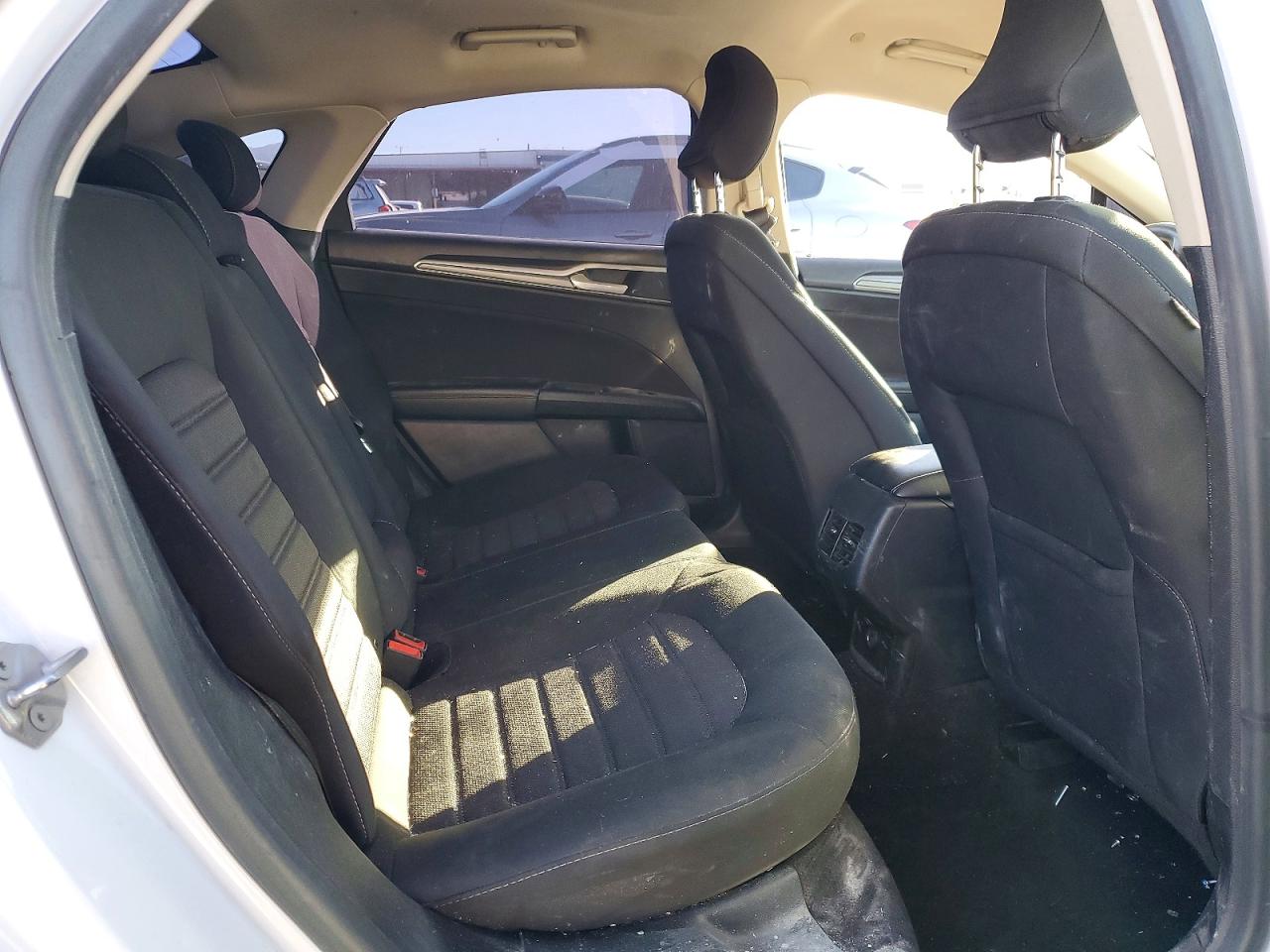 2019 FORD FUSION SE photo 28