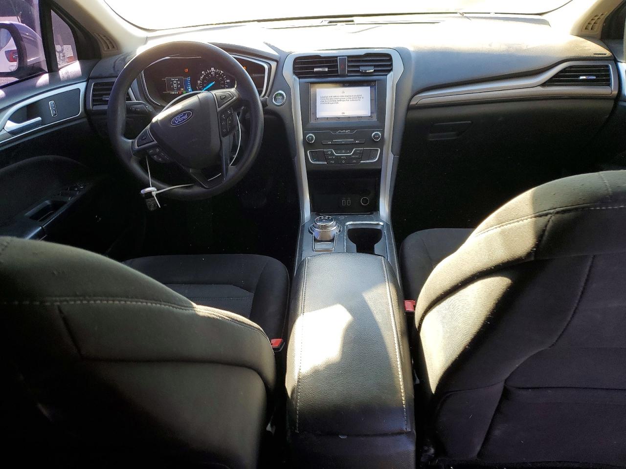 2019 FORD FUSION SE photo 22