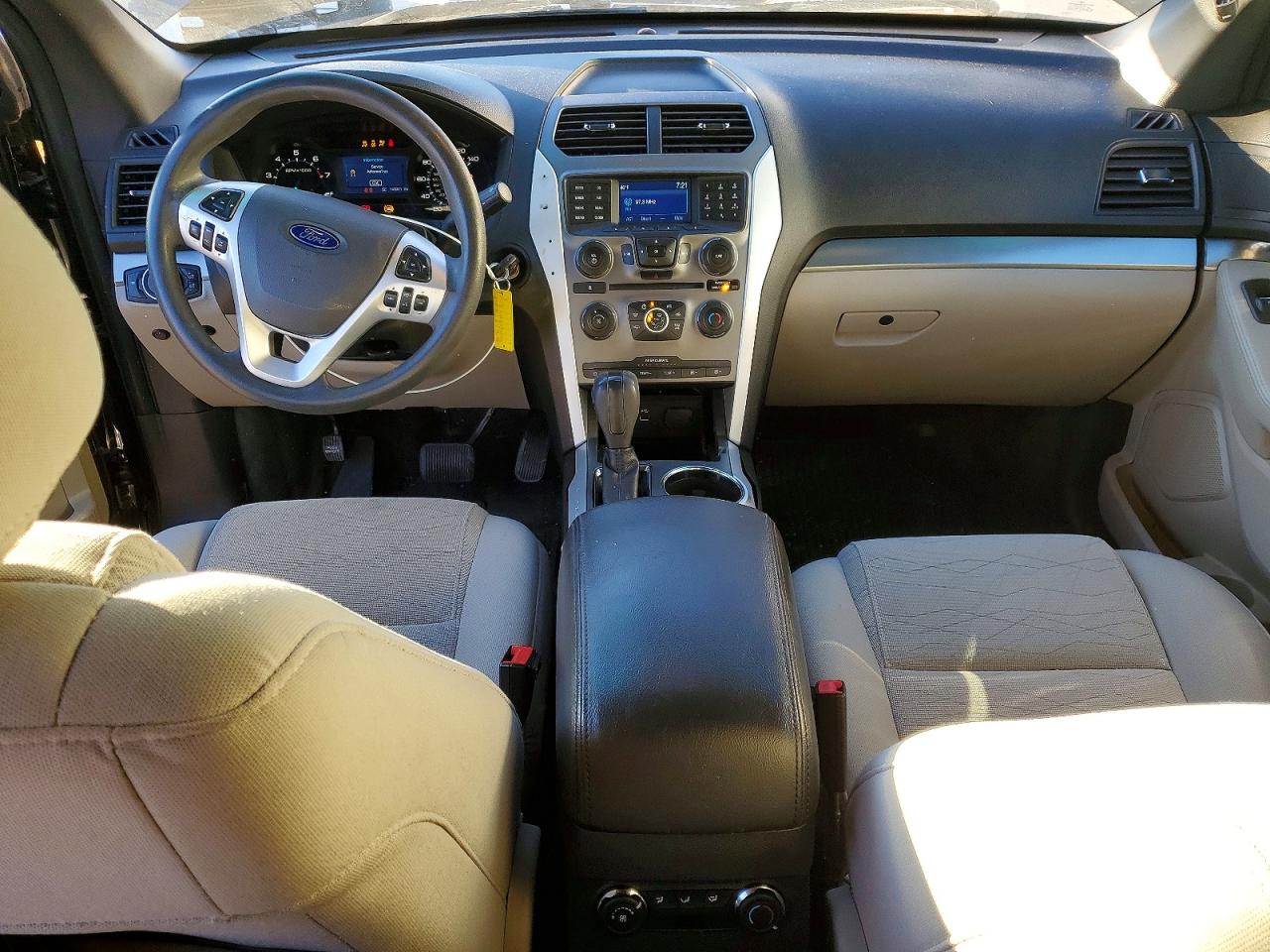 2015 FORD EXPLORER photo 8