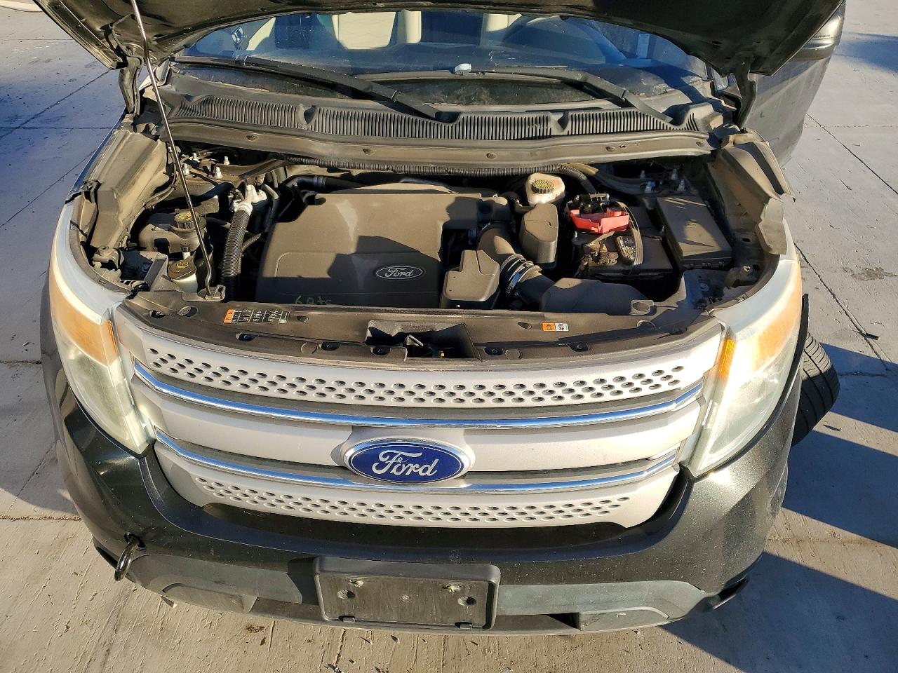 2015 FORD EXPLORER photo 11