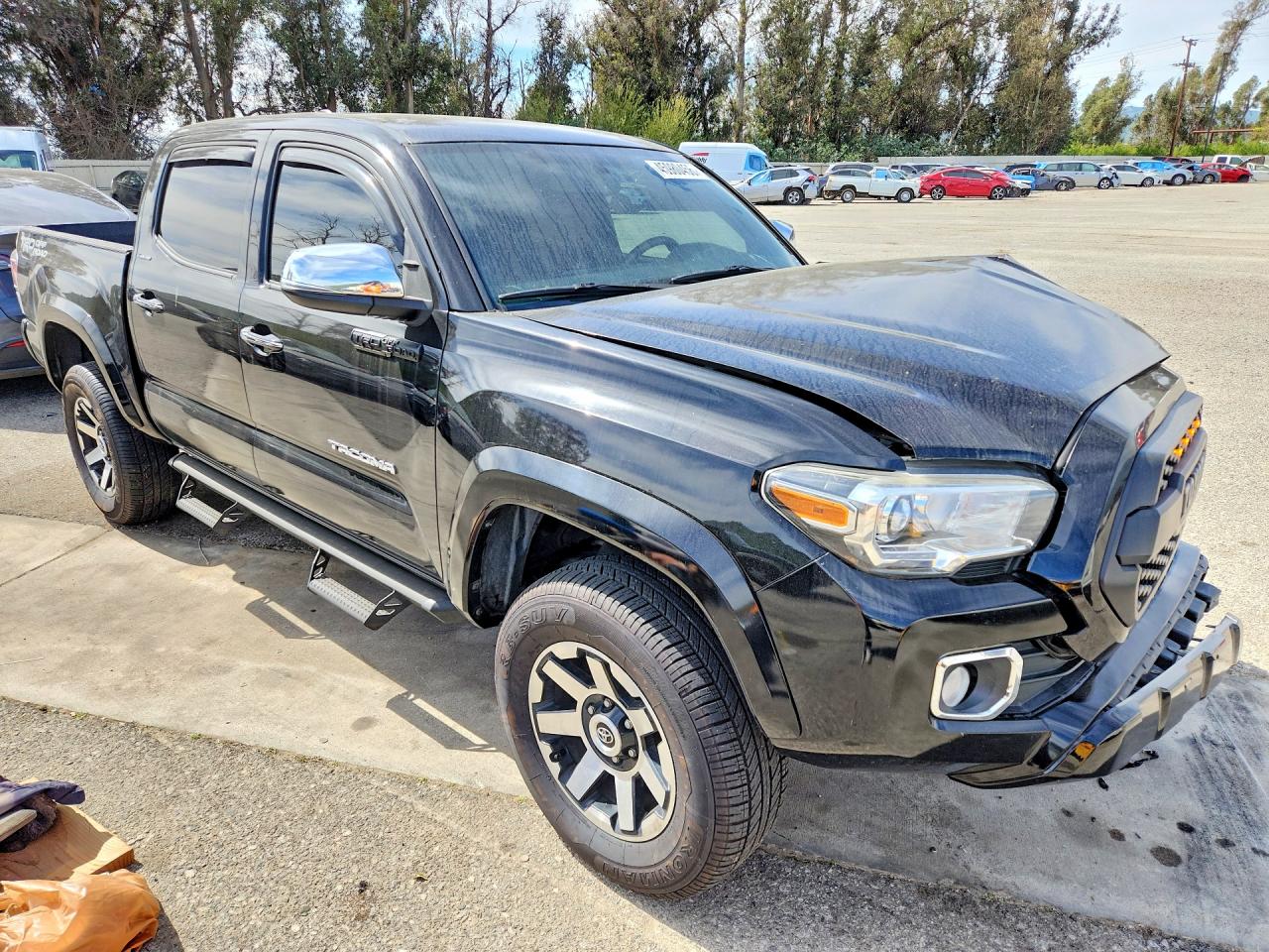 2017 TOYOTA TACOMA LIMITED photo 4