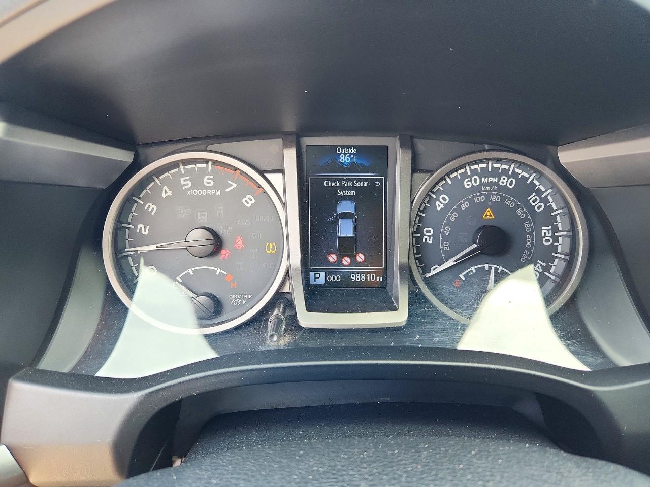 2017 TOYOTA TACOMA LIMITED photo 9
